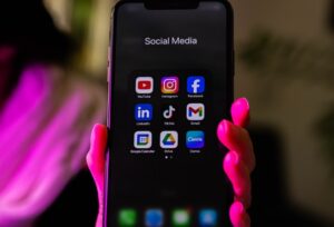 Intense Social Media Leveraging